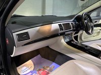 USED 2010 60 JAGUAR XF 5.0 V8 PREMIUM LUXURY 4d 385 BHP 13 MAIN DEALER SERVICE STAMPS