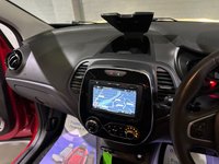 USED 2019 68 RENAULT CAPTUR 0.9 ICONIC TCE 5d 89 BHP DAB + BLUETOOTH + SAT NAV