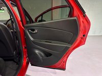 USED 2019 68 RENAULT CAPTUR 0.9 ICONIC TCE 5d 89 BHP DAB + BLUETOOTH + SAT NAV